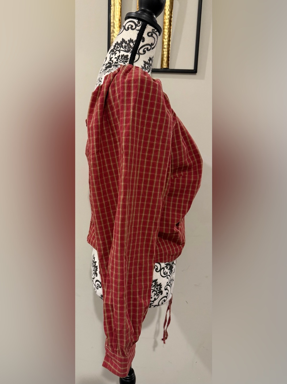 Levi’s Devin Drawstring Blouse - Picture 5 of 8